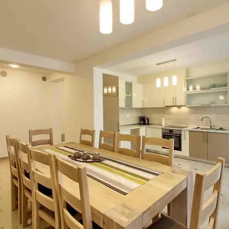 Villa Banjole-marisol Villas: Beachfront Complex With Private Pools Banjole